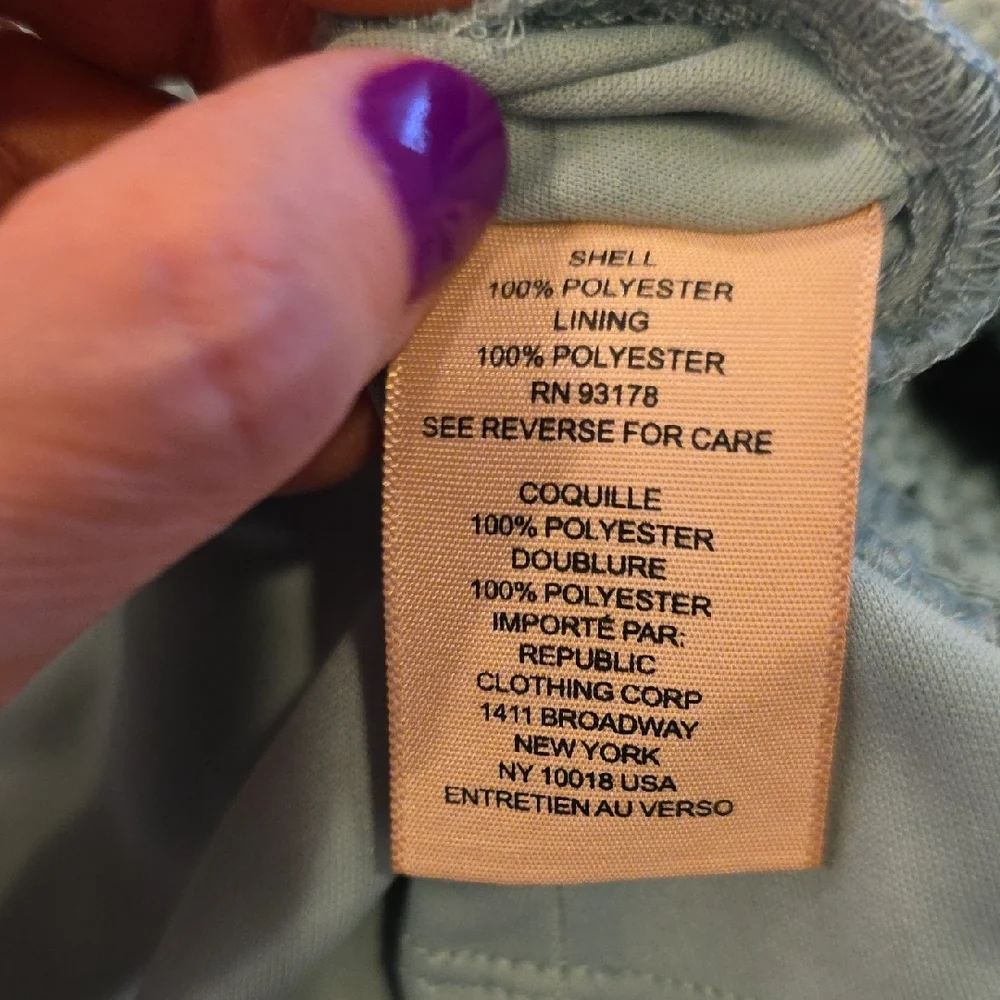 NWT Philosophy XL  Blue Floral V-Neck Blouse - Picture 5 of 6